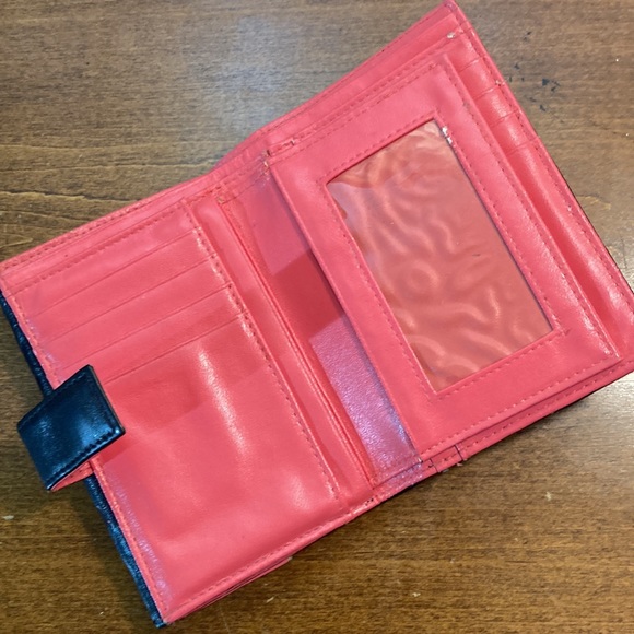 Mickey Mouse Wallet - Picture 3 of 9